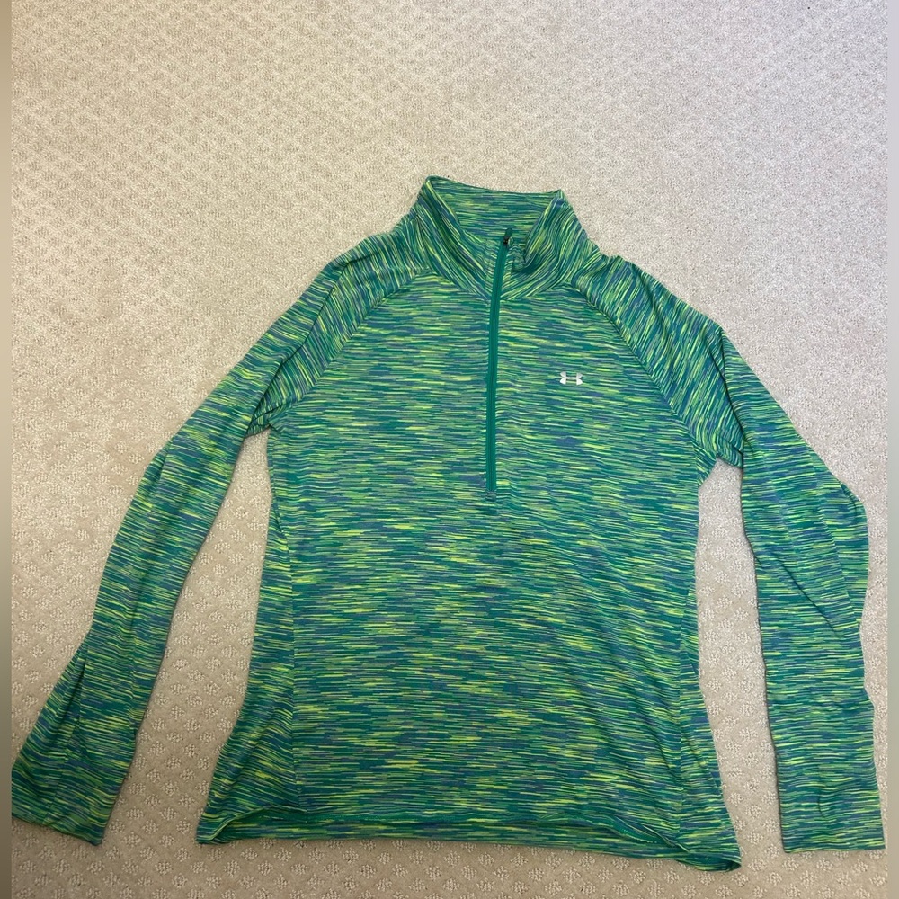 Under Armour women’s semi fitted all season pull over